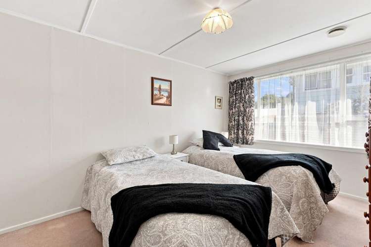 10 Columba Avenue Calton Hill_10