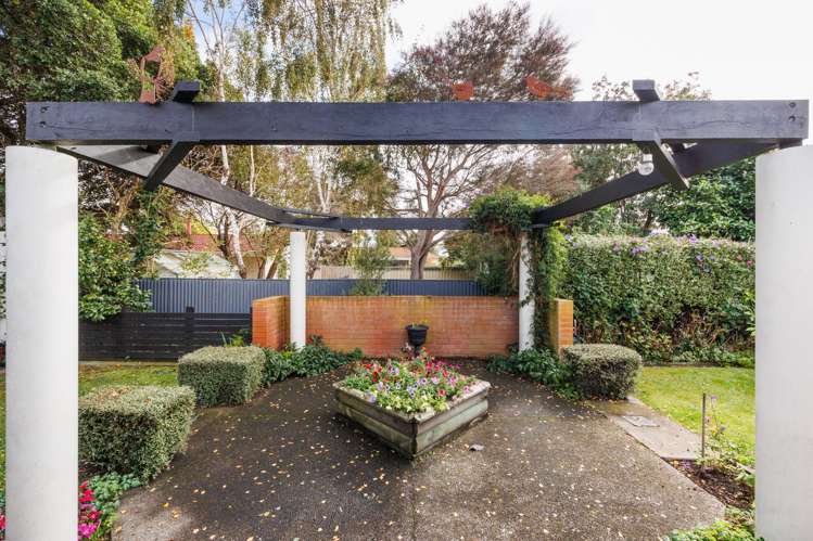 7 Woodfield Avenue Roslyn_26