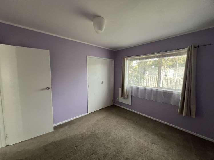 39A Brian Crescent Stanmore Bay_13