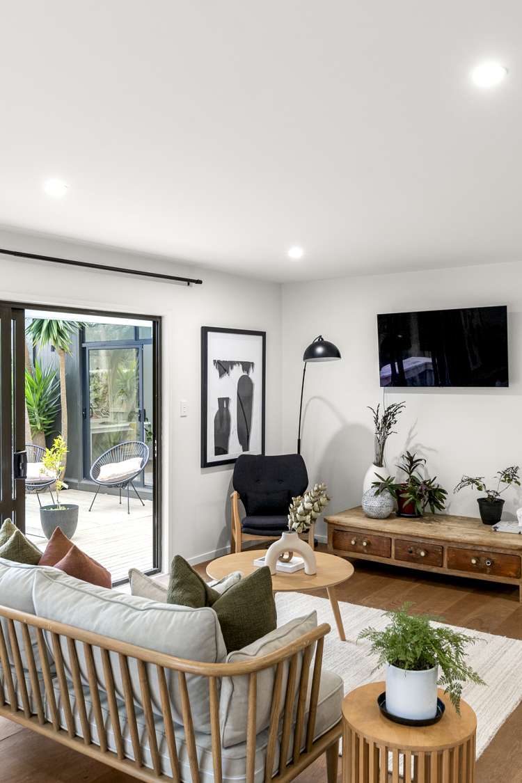 2/14 Mozeley Avenue Devonport_10