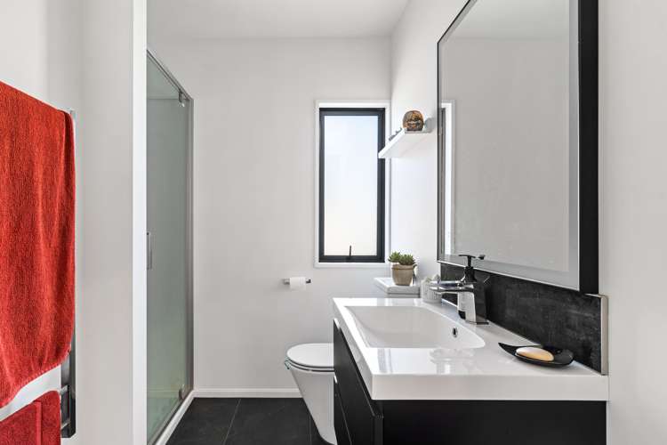 2/23 Stoneyhurst Street Saint Albans_12