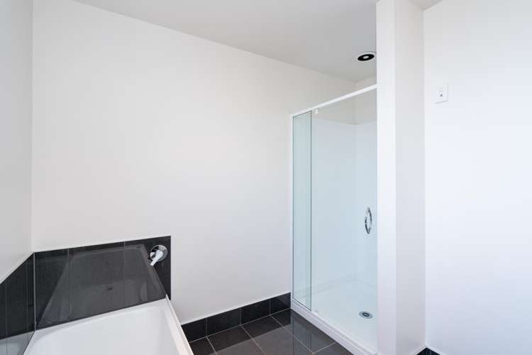 213 North Road Waikiwi_12