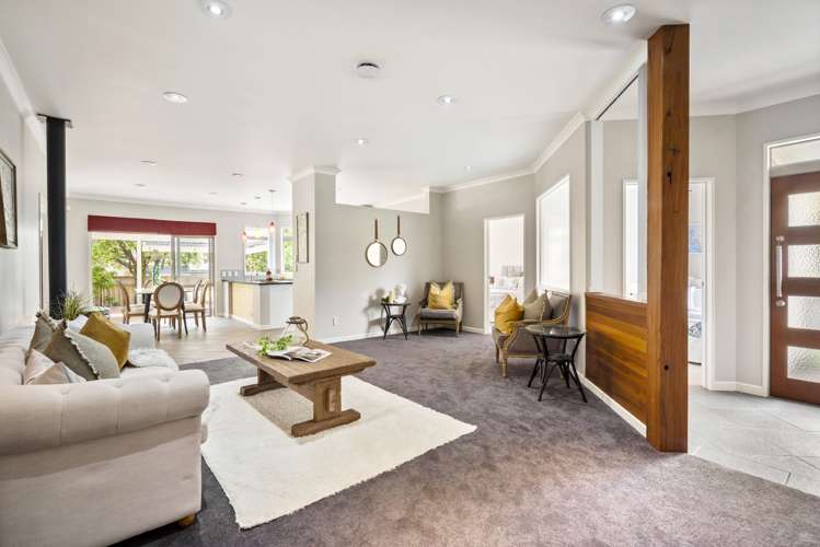 11 English Oak Drive Schnapper Rock_5