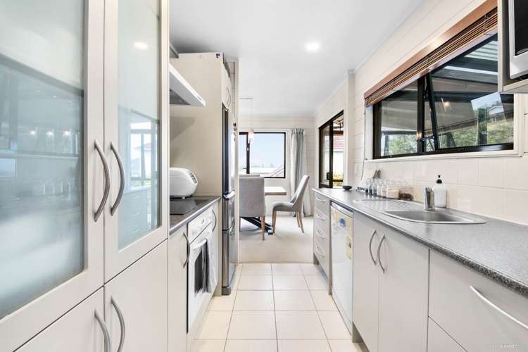 1/17 Lyndhurst Road Te Atatu South_5