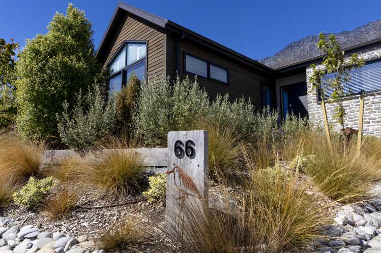 66 Spur Ridge Rise Jacks Point_23