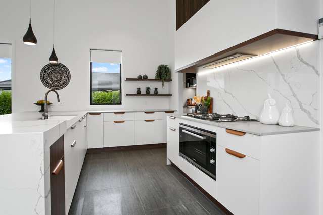 4 Alan Livingston Drive Cambridge_2