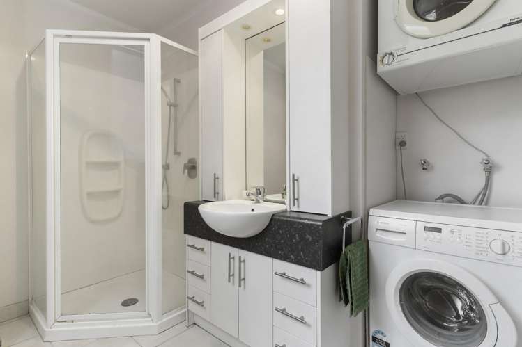 1a/127 Grafton Road Grafton_8