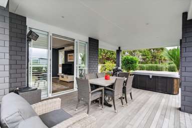 13 Noel Close_2