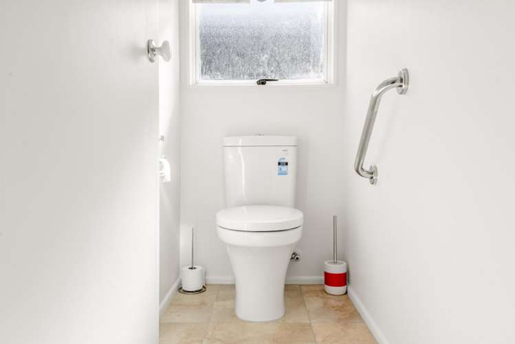 49 Swann Beach Road Stanmore Bay_19