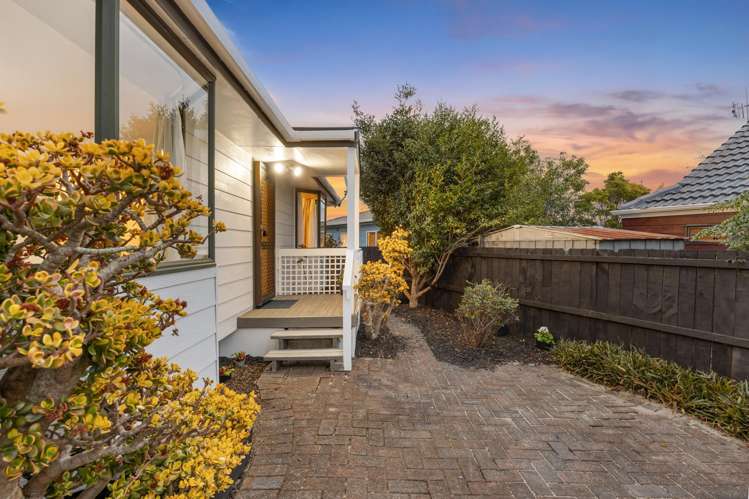 1/63a Colwill Road Massey_26