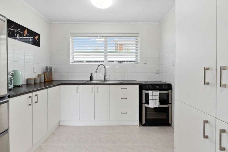 2/67 Edgewater Drive Pakuranga_8