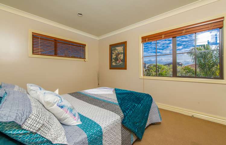 5 Bejoy Rise East Tamaki Heights_12