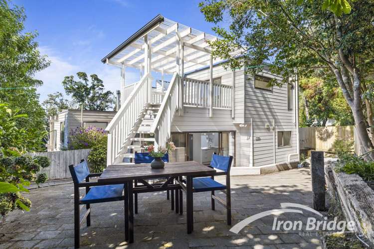 2/51 Seaton Road Murrays Bay_13