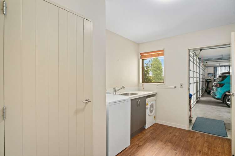 992 Aubrey Road Albert Town_16