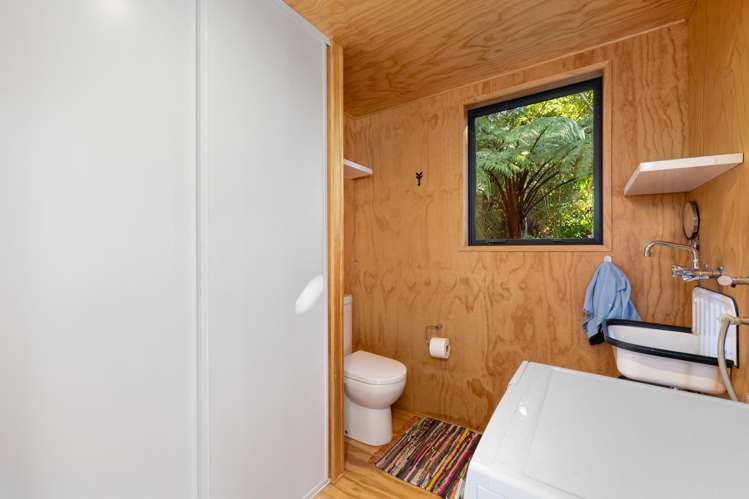 13b Beach Place Havelock_11
