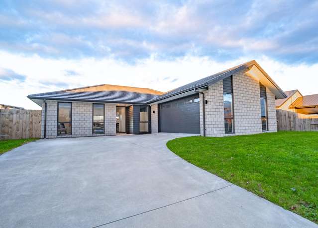 Stylish Family Living in the Heart of Rototuna