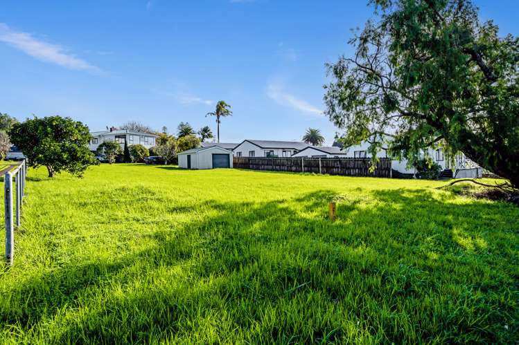 22 Woodward Avenue Mangere Bridge_4