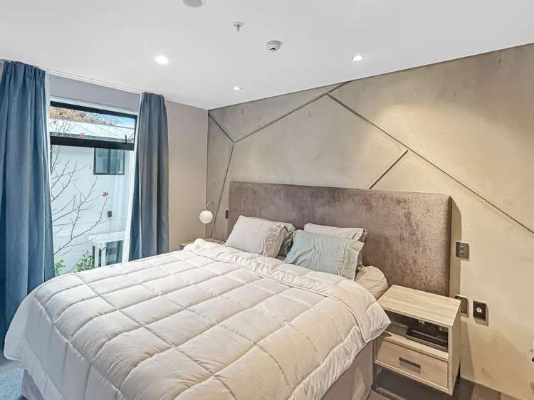 2B/207 Kilmore street 1419_6