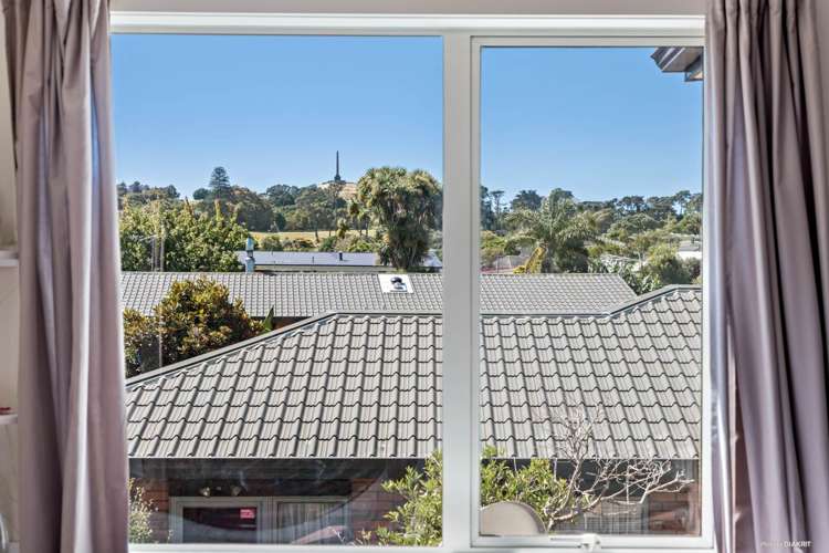 34a Mount Smart Road Onehunga_8