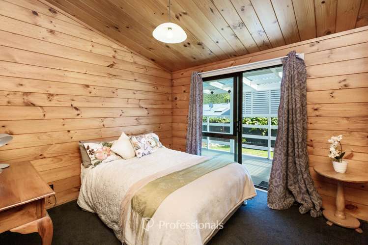 23b Roband Crescent Brown Owl_10