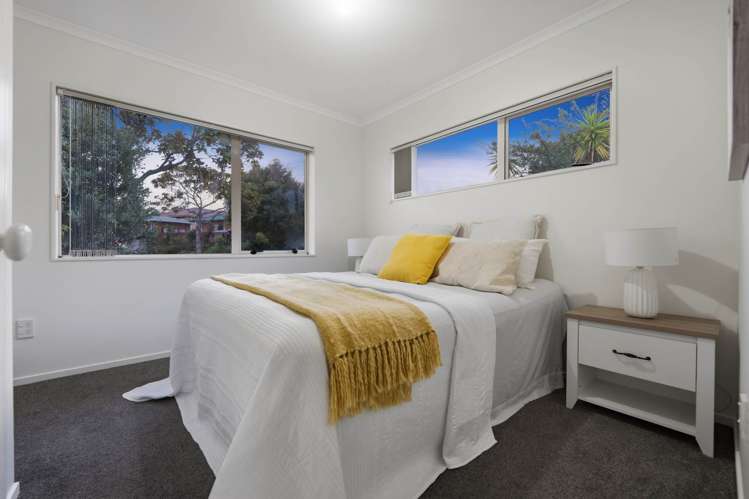 6 Hansworth Place Flat Bush_16