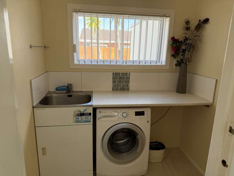 1/6 Alana Place Mount Wellington_12