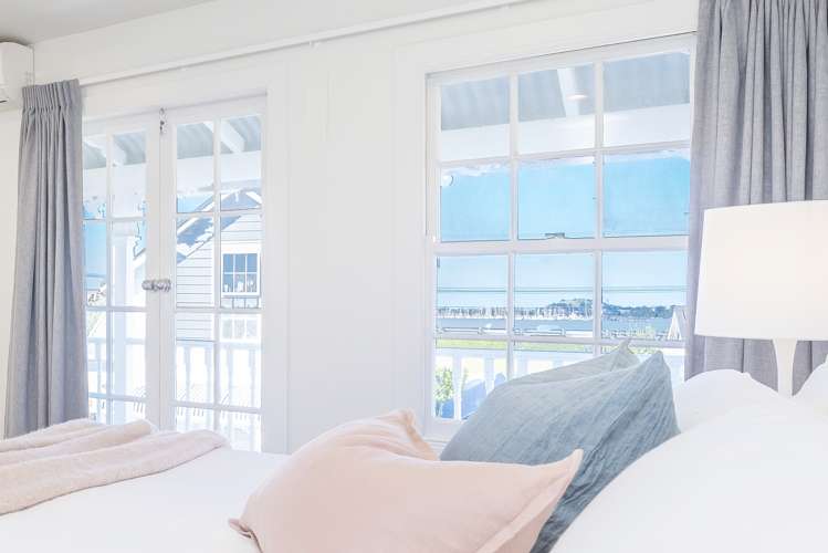 16 Beach Road Northcote Point_14