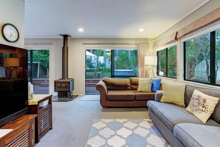 2/15 Killarney Avenue Torbay_6