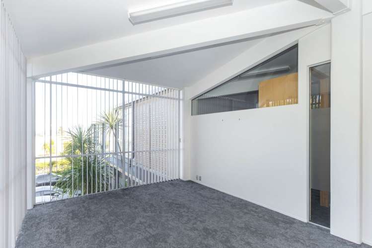 Unit C/162 Mokoia Road Birkenhead_4
