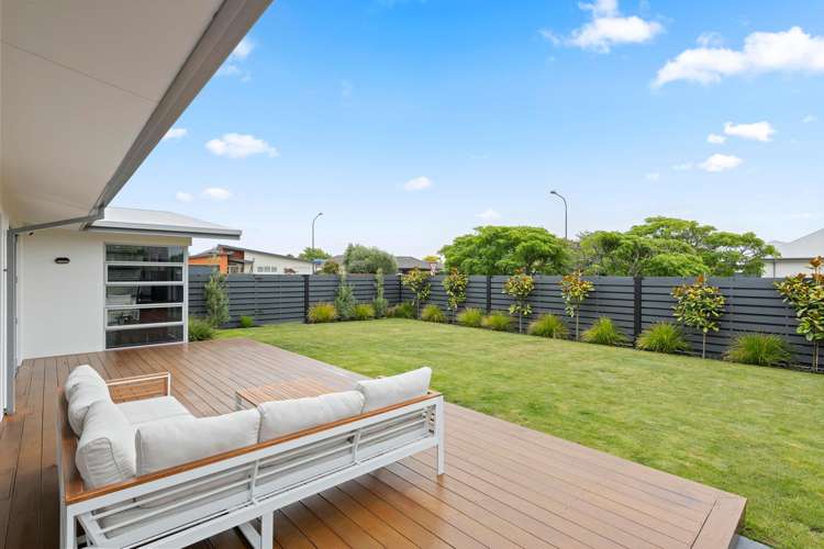 17 Bottle Lake Drive Parklands_12