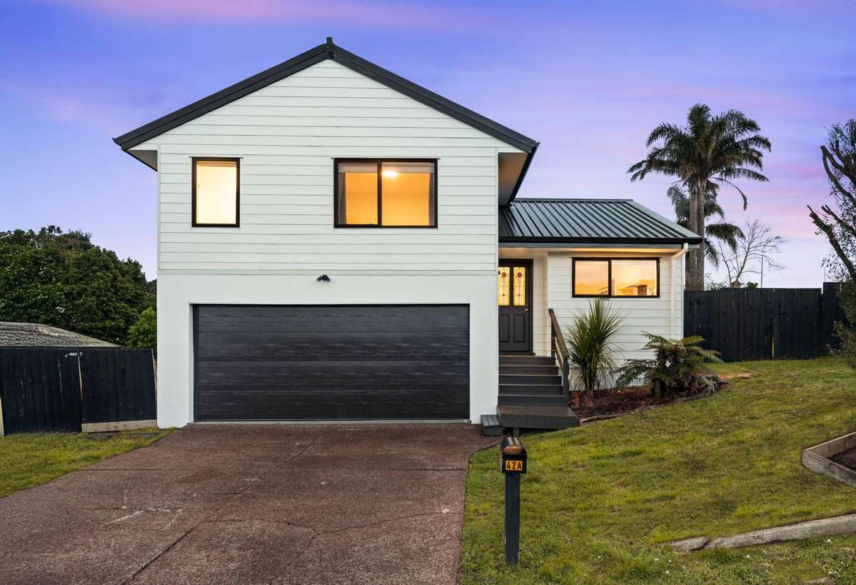 1/42 Lexington Drive_0