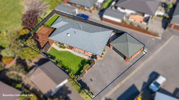 2 Edwins Way Burwood_15