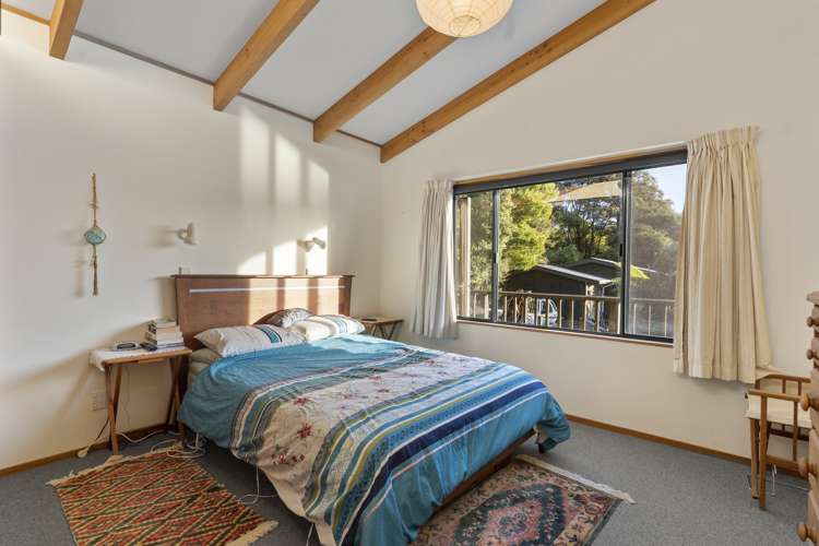 42 Lawrence Road Kenepuru Sound_18