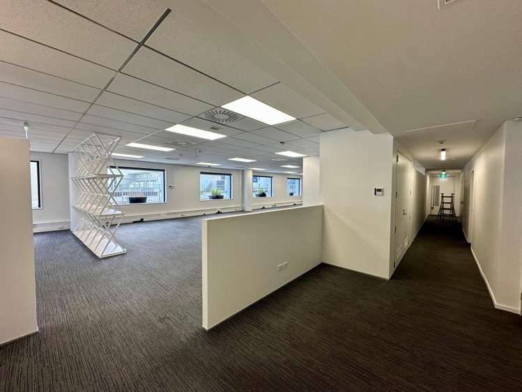 187 Broadway Newmarket_8