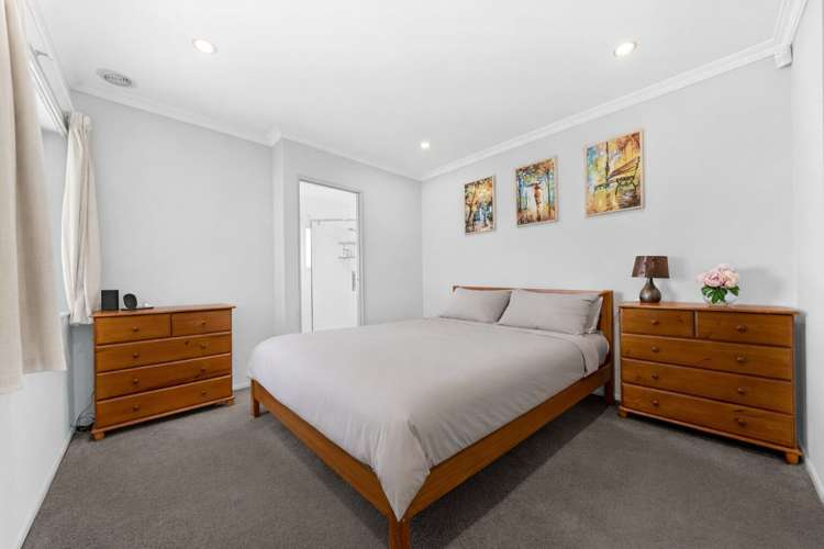 42 Arrowsmith Drive Flat Bush_8