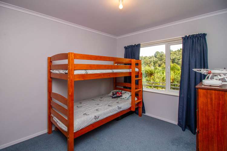 88 Hair Street Wainuiomata_16