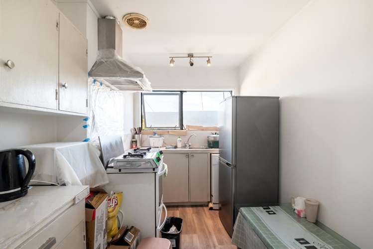 522 Beach Road Murrays Bay_15