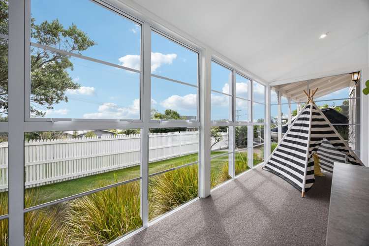 2 Hadfield Street Beach Haven_9