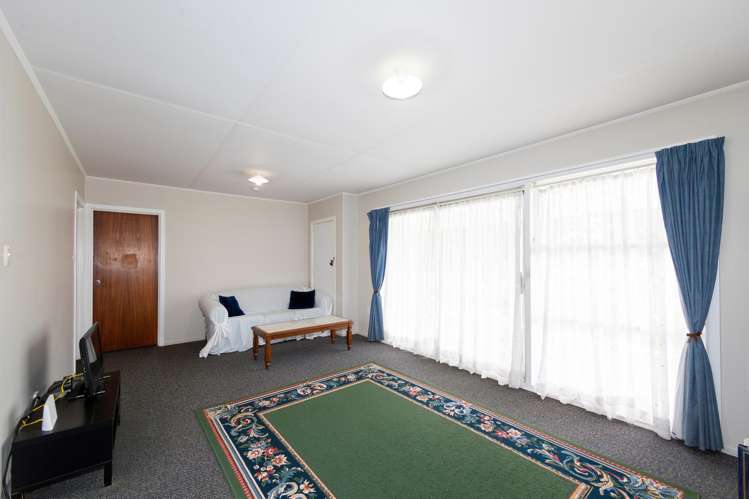 61 Whitby Crescent Flaxmere_8