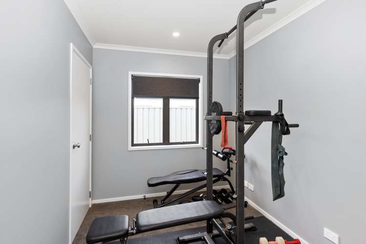 85 Squire Drive Awatoto_13