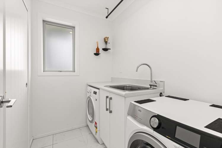 7 Sylvester Crescent Flagstaff_17