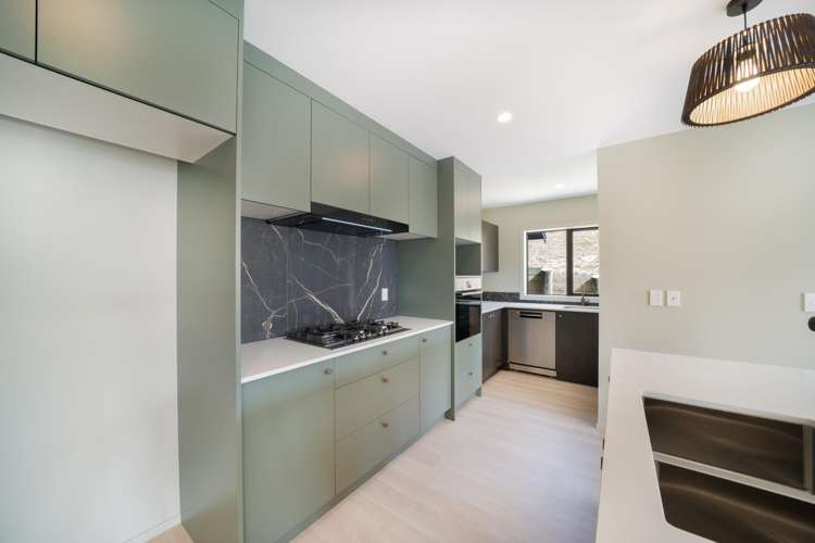 5 Swinton Place Churton Park_13