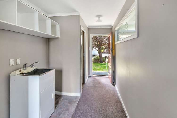 10 Farm Street Lumsden_20