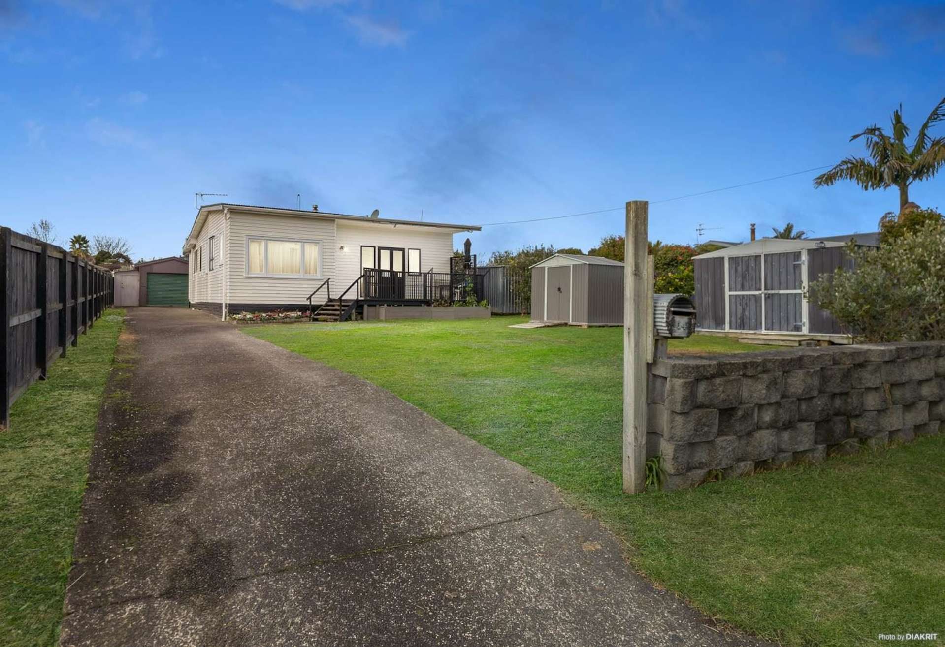 14 Airdrie Road Ranui_0