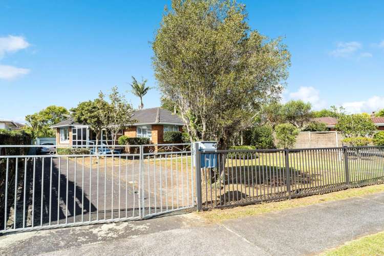 56 Botany Road Botany Downs_3