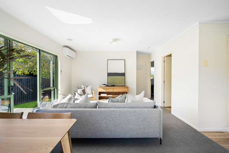 9b Boys Place Pakuranga Heights_21