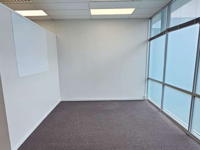 E2, 27-29 William Pickering Drive Albany_4