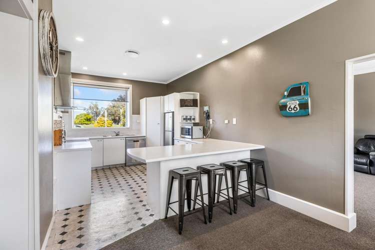 115 High Street Leeston_9