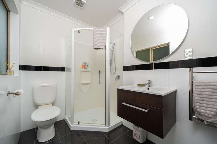 50 Erlestoke Crescent Churton Park_15