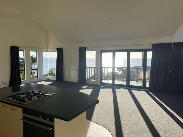 10 Duncansby Road Stanmore Bay_13